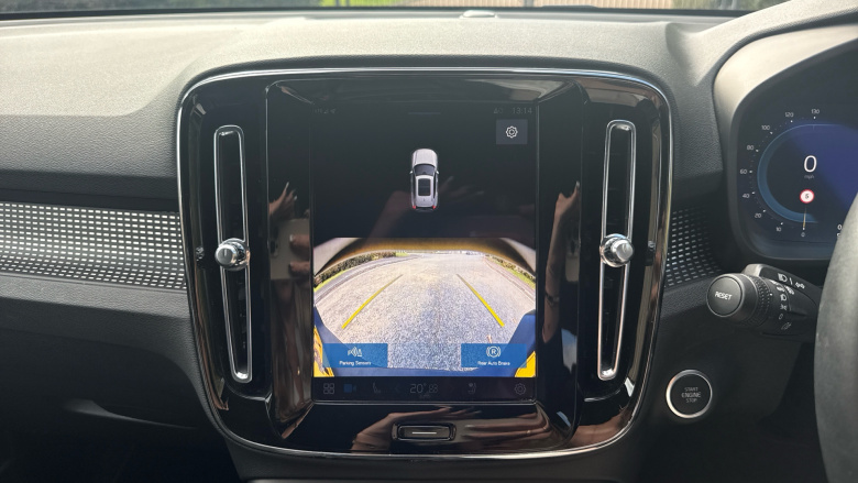 Volvo XC40 2.0 B3P Plus Dark 5dr Auto Petrol Estate